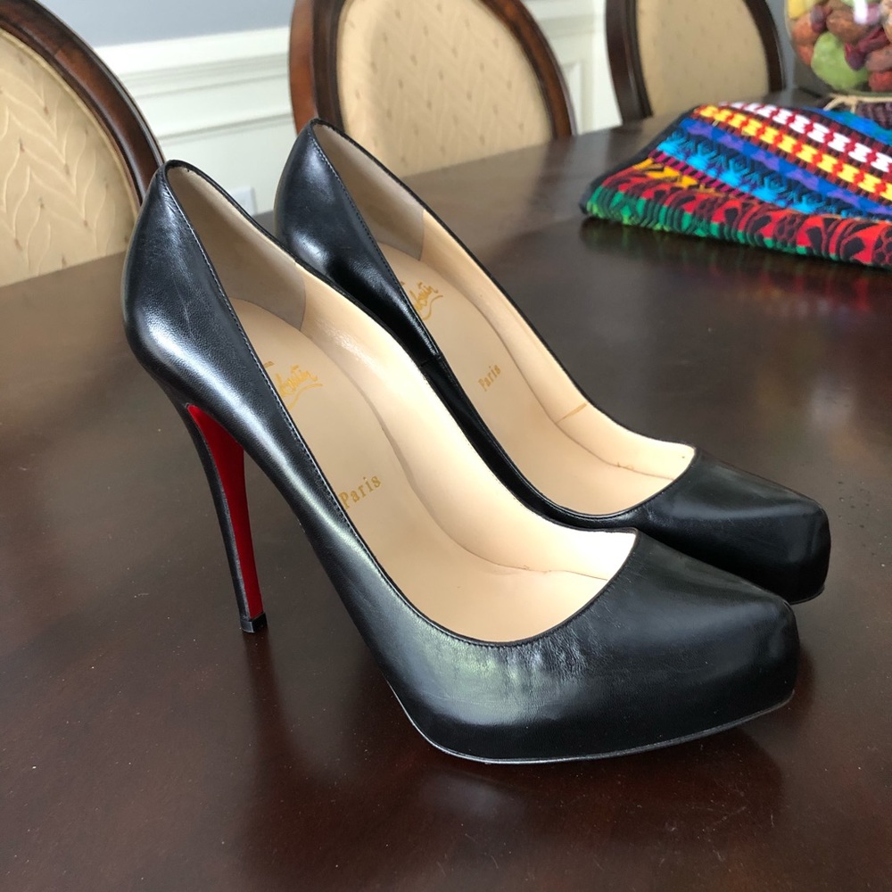 Authentic Christian Louboutin Daffodile platform